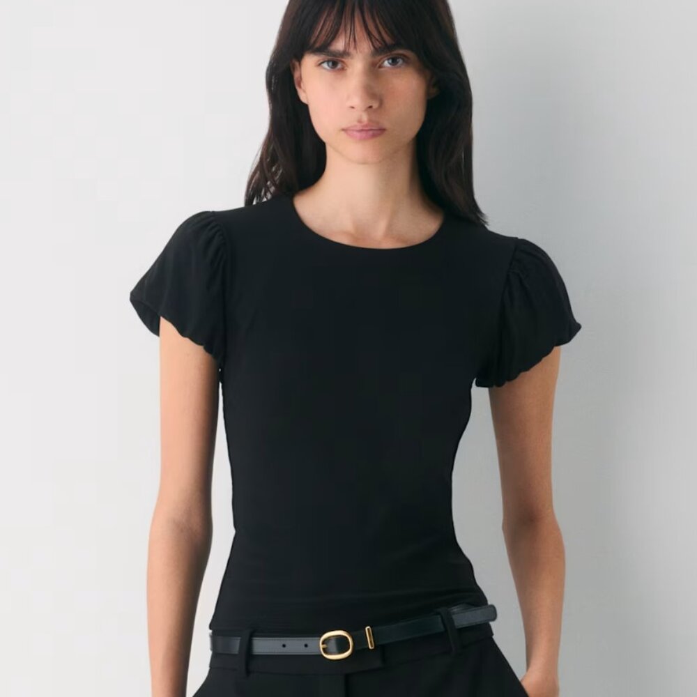 NWT Aritzia Wilfrid Olympia Top In Black